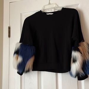 Girls black sweatshirt with furry sleeves Shein sz 9 years